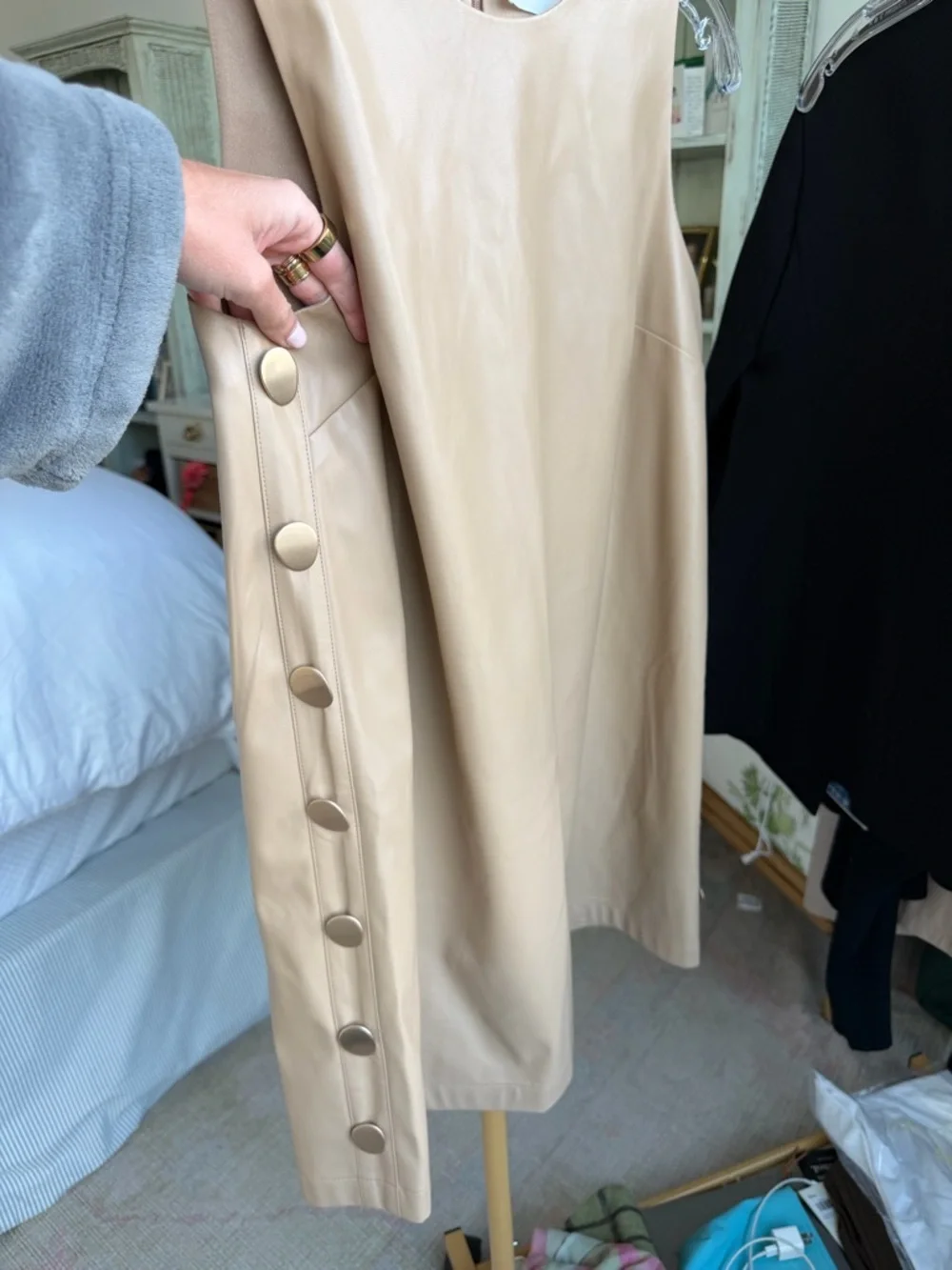 Minimal Sleeveless Tan Mini Dress - Picture 4 of 6